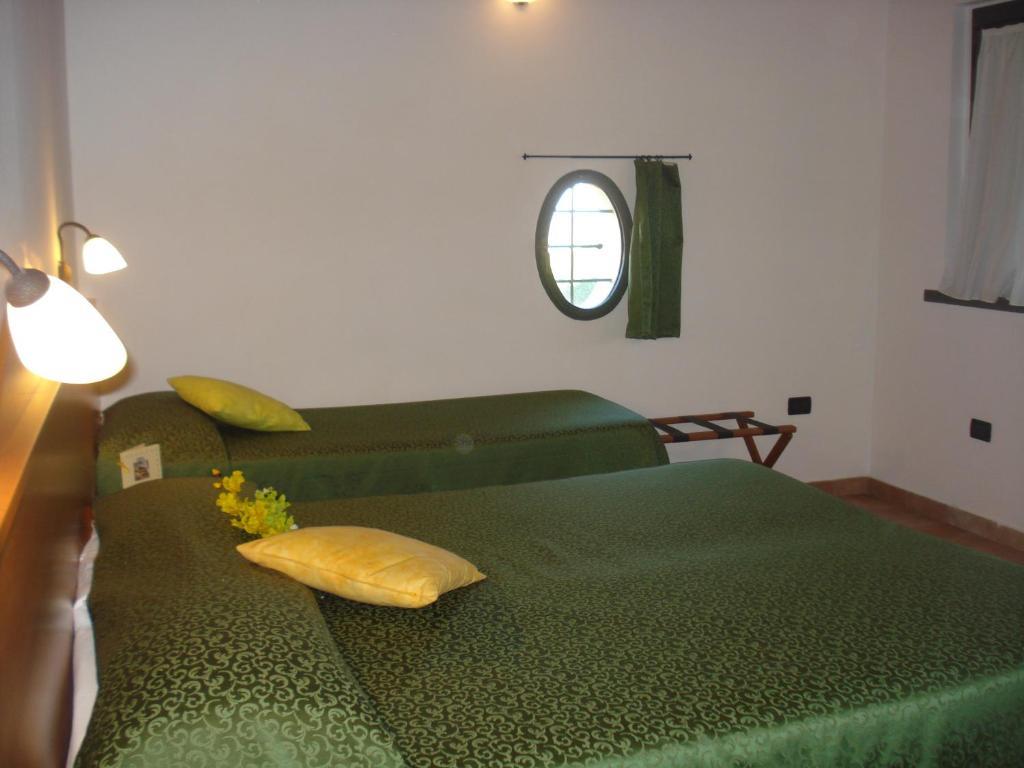 Carlo'S Hotel Castagneto Carducci Værelse billede